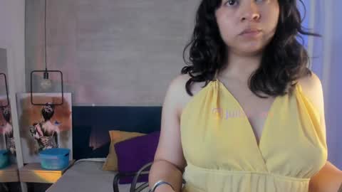 velvettease_ online show from May 2026 12:57:01 PM