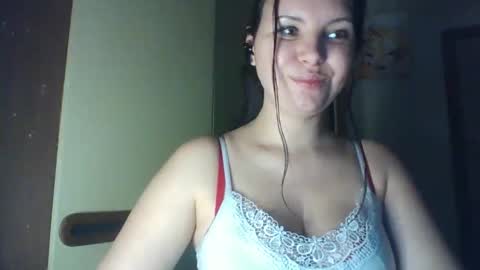 Snapshot of vendi_rassell8855 chatting on January 2026 03:58:01 PM vendi rassell8855 online show from January 2026 03:58:01 PM