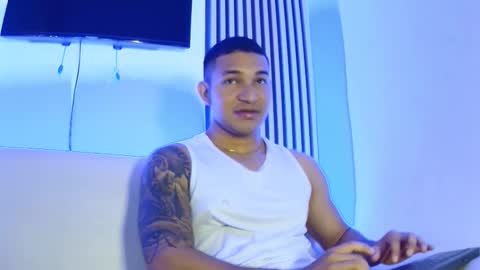 Snapshot of venedic__bull chatting on February 2026 05:15:01 AM Venedic online show from February 2026 05:15:01 AM