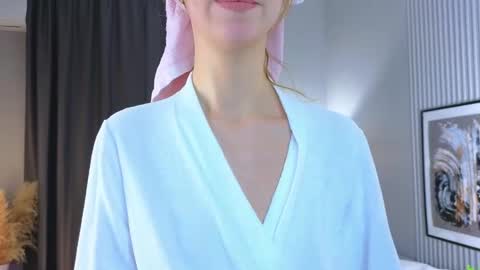 Snapshot of venelopa chatting on February 2025 07:10:01 AM Venelopa online show from February 2025 07:10:01 AM