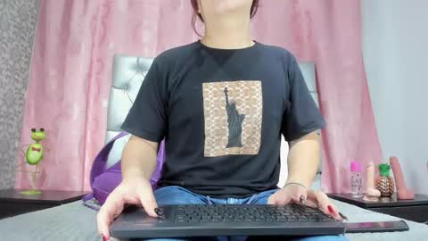 veneno hot online show from December 2025 12:44:02 PM