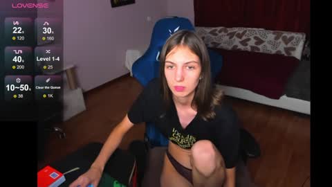 veneradi615 online show from December 2024 07:14:02 PM