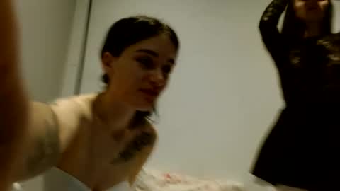 VenesuelaXq online show from December 2025 02:22:01 PM