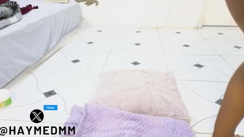 Snapshot of venezuelangirl__ chatting on November 2025 04:07:02 PM find me on chaturbate as imhaymed online show from November 2025 04:07:02 PM