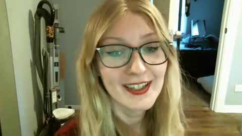 venomandvine online show from February 2026 10:39:01 PM