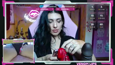 Snapshot of venomouslips chatting on September 2025 01:44:02 PM VenomLips online show from September 2025 01:44:02 PM