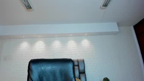 Venus Cooperr online show from July 2026 12:07:02 PM