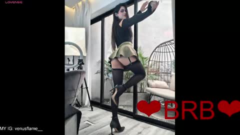 Snapshot of venus_flame chatting on April 2026 11:42:01 AM VENUS online show from April 2026 11:42:01 AM