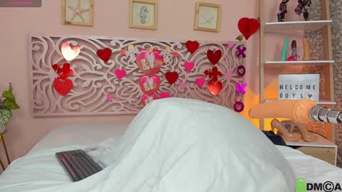 .. online show from February 2025 12:33:01 PM