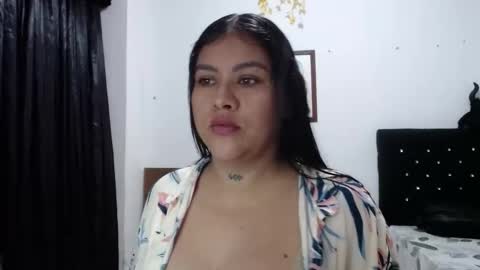 Snapshot of venus_menoza chatting on December 2025 12:24:02 PM venus_menoza online show from December 2025 12:24:02 PM