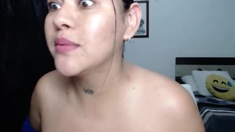 Snapshot of venus_menoza chatting on February 2026 01:32:02 PM venus_menoza online show from February 2026 01:32:02 PM