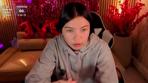 Snapshot of venus_velvet_tp chatting on February 2026 12:56:02 PM Venus online show from February 2026 12:56:02 PM