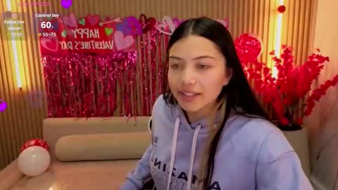 Snapshot of venus_velvet_tp chatting on February 2026 06:59:02 PM Venus online show from February 2026 06:59:02 PM