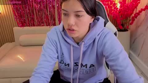 Snapshot of venus_velvet_tp chatting on February 2026 12:26:01 PM Venus online show from February 2026 12:26:01 PM