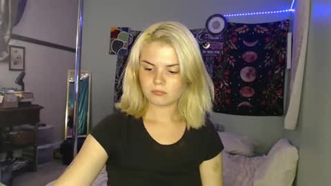 Snapshot of venusastar chatting on October 2025 01:17:02 AM Miss Venus online show from October 2025 01:17:02 AM