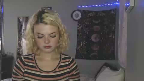 Snapshot of venusastar chatting on November 2025 02:49:02 PM Miss Venus online show from November 2025 02:49:02 PM