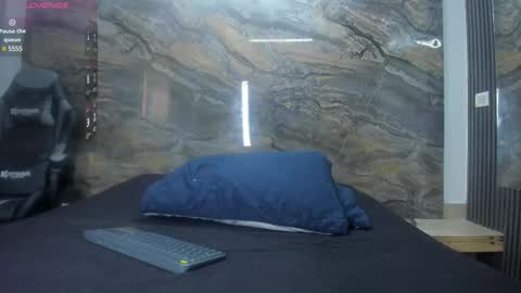 venuss09 online show from February 2025 08:53:02 PM