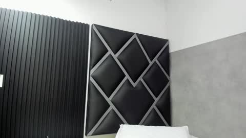 venuss09 online show from October 2025 08:43:01 PM