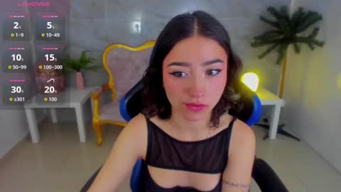 venuss online show from November 2025 01:43:01 PM