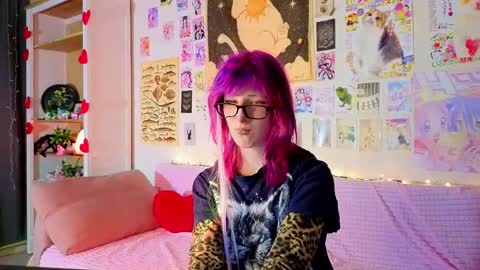 Snapshot of veolatownson chatting on April 2026 08:36:02 PM Erica online show from April 2026 08:36:02 PM