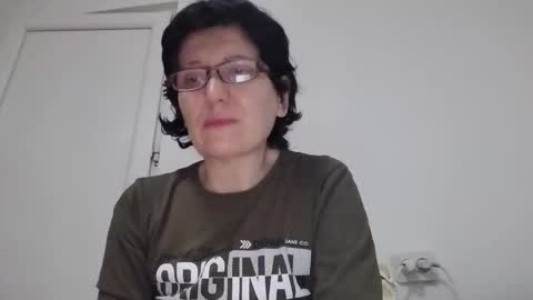 Vera online show from November 2025 07:04:02 PM