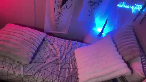 Snapshot of vera_quinn chatting on October 2025 08:35:01 AM Vera Quinn online show from October 2025 08:35:01 AM