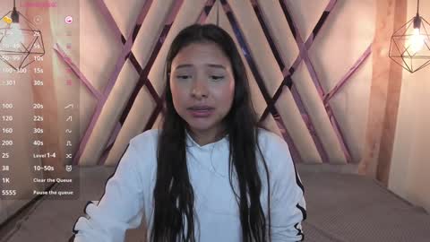 Snapshot of verabest chatting on December 2024 02:47:02 PM Domelipa online show from December 2024 02:47:02 PM