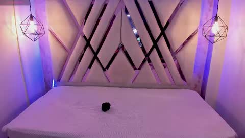 Snapshot of verabest chatting on February 2025 12:06:02 PM Domelipa online show from February 2025 12:06:02 PM