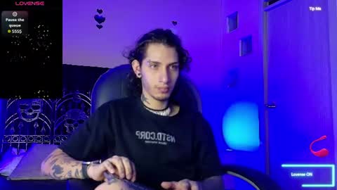 Snapshot of vergil_noir chatting on June 2026 03:38:02 AM vergil_noir online show from June 2026 03:38:02 AM