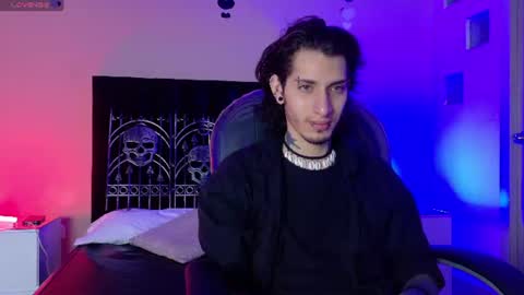 Snapshot of vergil_noir chatting on June 2026 04:47:01 AM vergil_noir online show from June 2026 04:47:01 AM