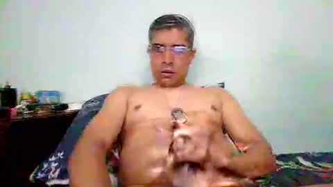 Snapshot of vergon389 chatting on November 2025 03:45:02 PM vergon389 online show from November 2025 03:45:02 PM