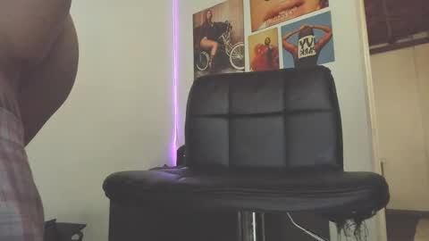 Snapshot of vergonxx_ chatting on October 2025 08:30:01 PM sarah online show from October 2025 08:30:01 PM