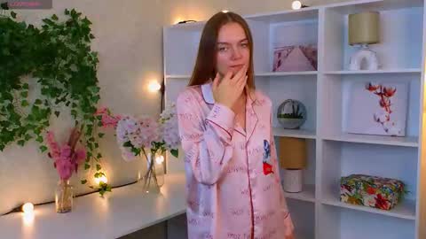 Snapshot of vernitashinsky chatting on September 2025 01:40:02 AM Olivia online show from September 2025 01:40:02 AM