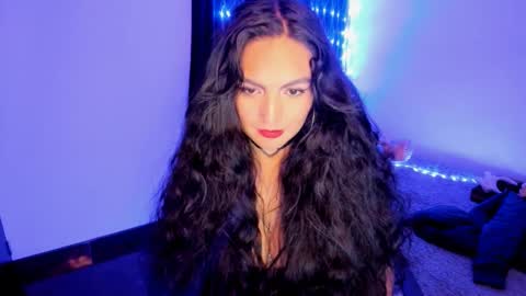 Snapshot of vero_jhonson chatting on December 2024 05:04:02 AM  karolina online show from December 2024 05:04:02 AM