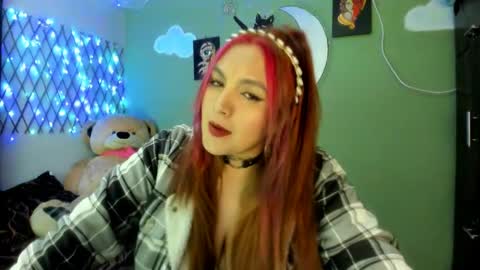 Snapshot of vero_jhonson chatting on April 2026 02:45:02 AM karolina online show from April 2026 02:45:02 AM