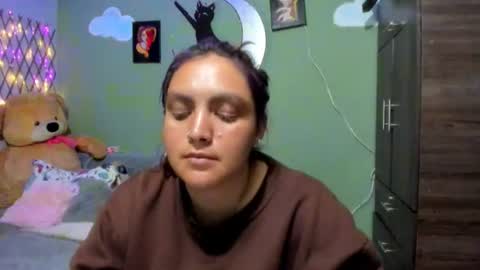 Snapshot of vero_jhonson chatting on June 2026 02:43:02 AM karolina online show from June 2026 02:43:02 AM