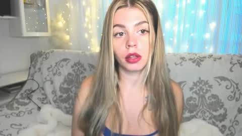 Lolitalolz online show from January 2026 04:42:01 PM