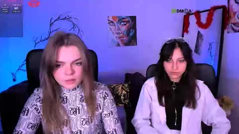 Snapshot of veronica_bubble chatting on December 2025 08:39:01 PM Ronni online show from December 2025 08:39:01 PM