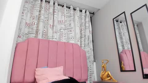 VERONICA online show from November 2025 04:44:01 AM