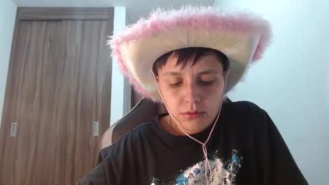 Veronica Clark online show from November 2025 04:00:02 AM