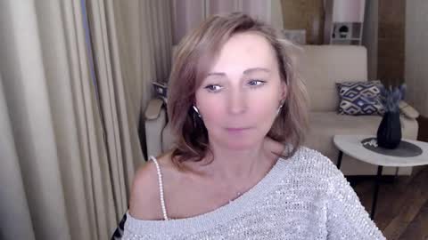 Snapshot of veronicagilbert chatting on January 2025 12:20:02 PM Helen online show from January 2025 12:20:02 PM