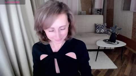 Snapshot of veronicagilbert chatting on January 2025 04:50:01 AM Helen online show from January 2025 04:50:01 AM