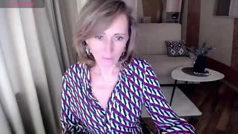 Snapshot of veronicagilbert chatting on January 2025 10:42:01 AM Helen online show from January 2025 10:42:01 AM