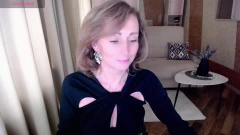 Snapshot of veronicagilbert chatting on February 2025 05:28:02 AM Helen online show from February 2025 05:28:02 AM