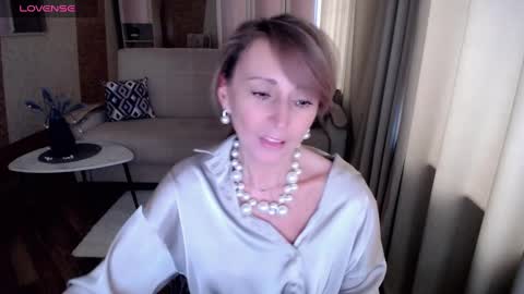 Snapshot of veronicagilbert chatting on February 2025 11:09:01 AM Helen online show from February 2025 11:09:01 AM