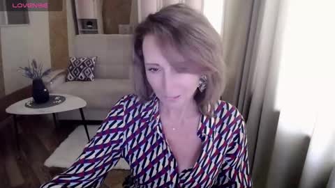 Snapshot of veronicagilbert chatting on February 2025 08:29:01 AM Helen online show from February 2025 08:29:01 AM