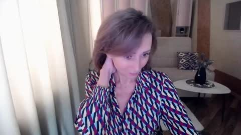Snapshot of veronicagilbert chatting on February 2025 05:48:02 AM Helen online show from February 2025 05:48:02 AM