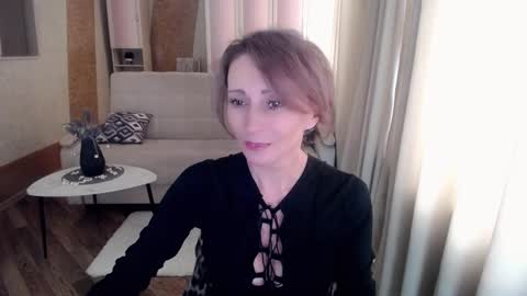 Snapshot of veronicagilbert chatting on February 2025 05:25:01 AM Helen online show from February 2025 05:25:01 AM