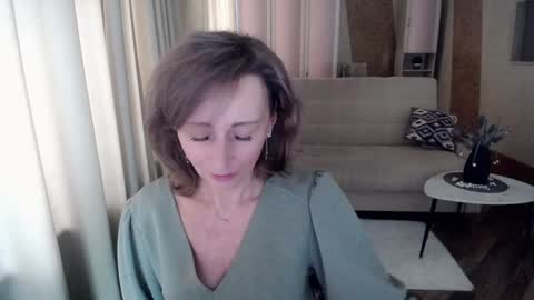 Snapshot of veronicagilbert chatting on February 2025 04:55:01 AM Helen online show from February 2025 04:55:01 AM