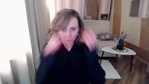 Snapshot of veronicagilbert chatting on February 2025 11:25:01 AM Helen online show from February 2025 11:25:01 AM